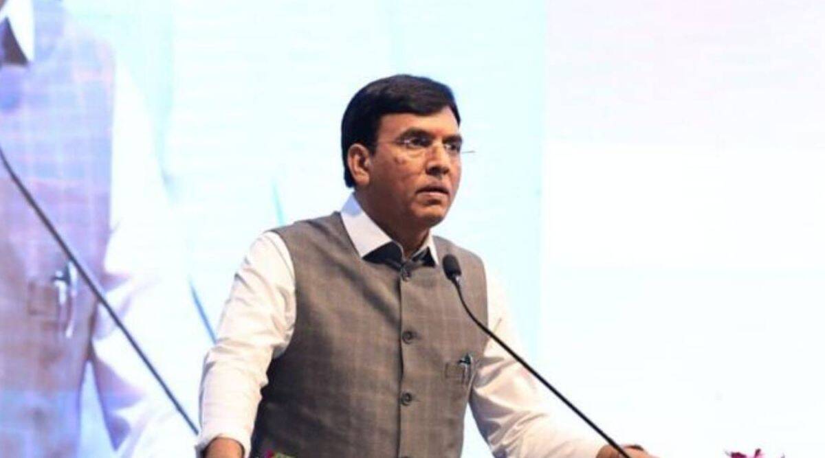 You are currently viewing Medical colleges to be held accountable for not maintaining proper faculty, warns Mandaviya